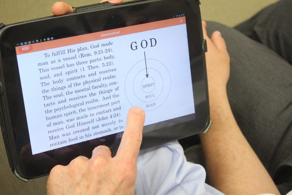Usar herramientas digitales para propagar el evangelio de Jesucristo