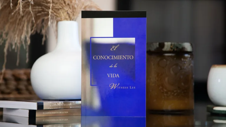 portada del libro "El conocimiento de la vida" por Witness Lee